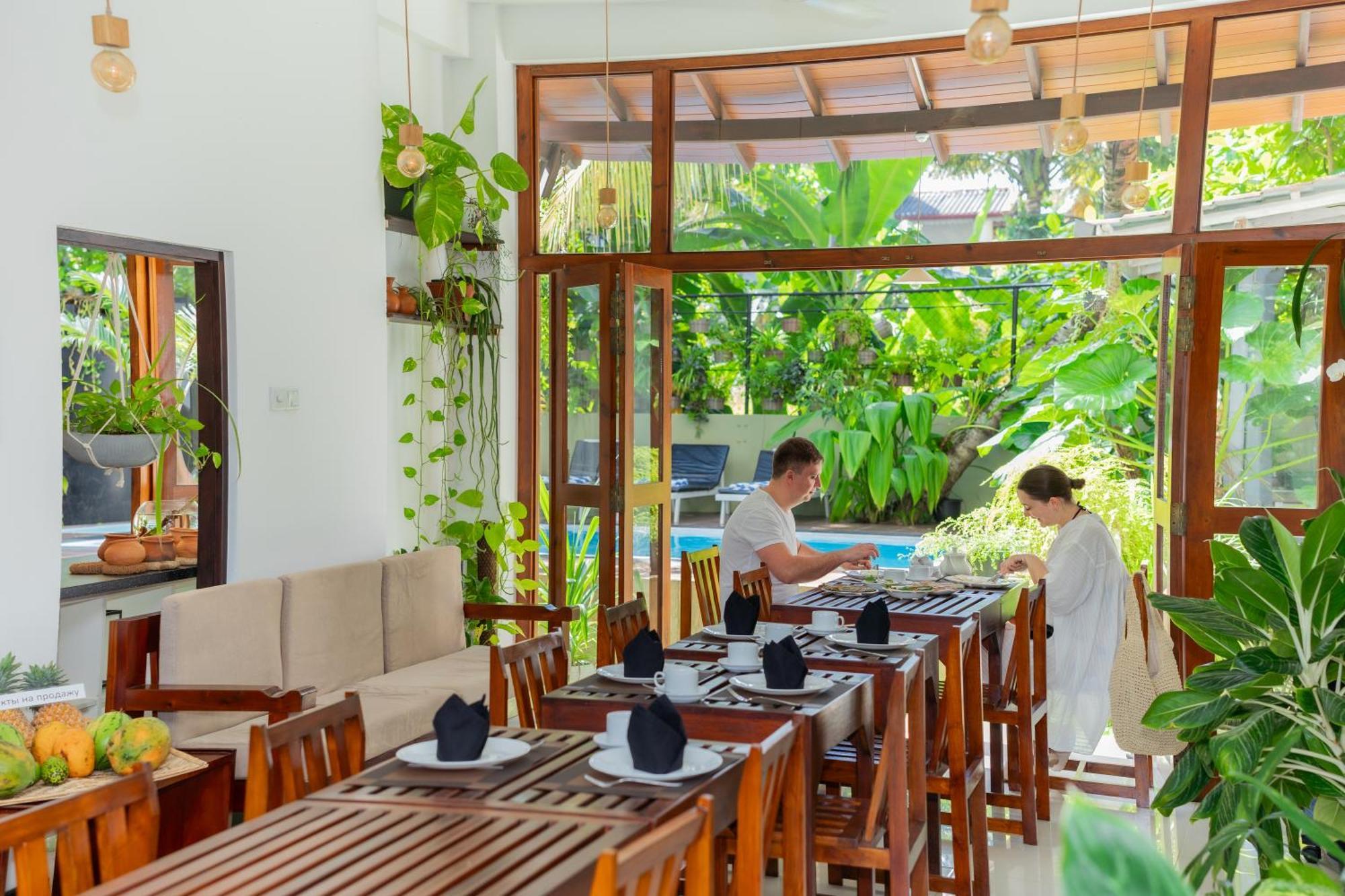 Sea Cloud Hotel Unawatuna Eksteriør billede