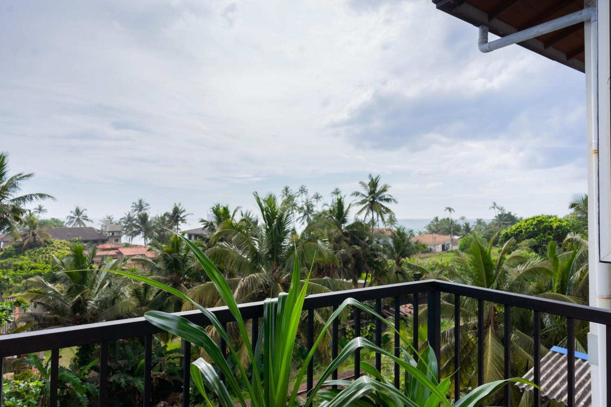 Sea Cloud Hotel Unawatuna Eksteriør billede