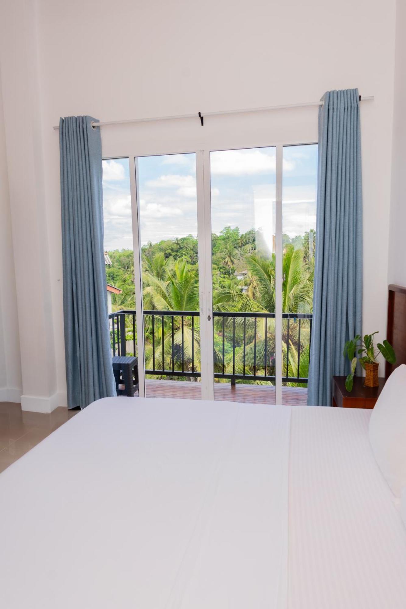 Sea Cloud Hotel Unawatuna Eksteriør billede