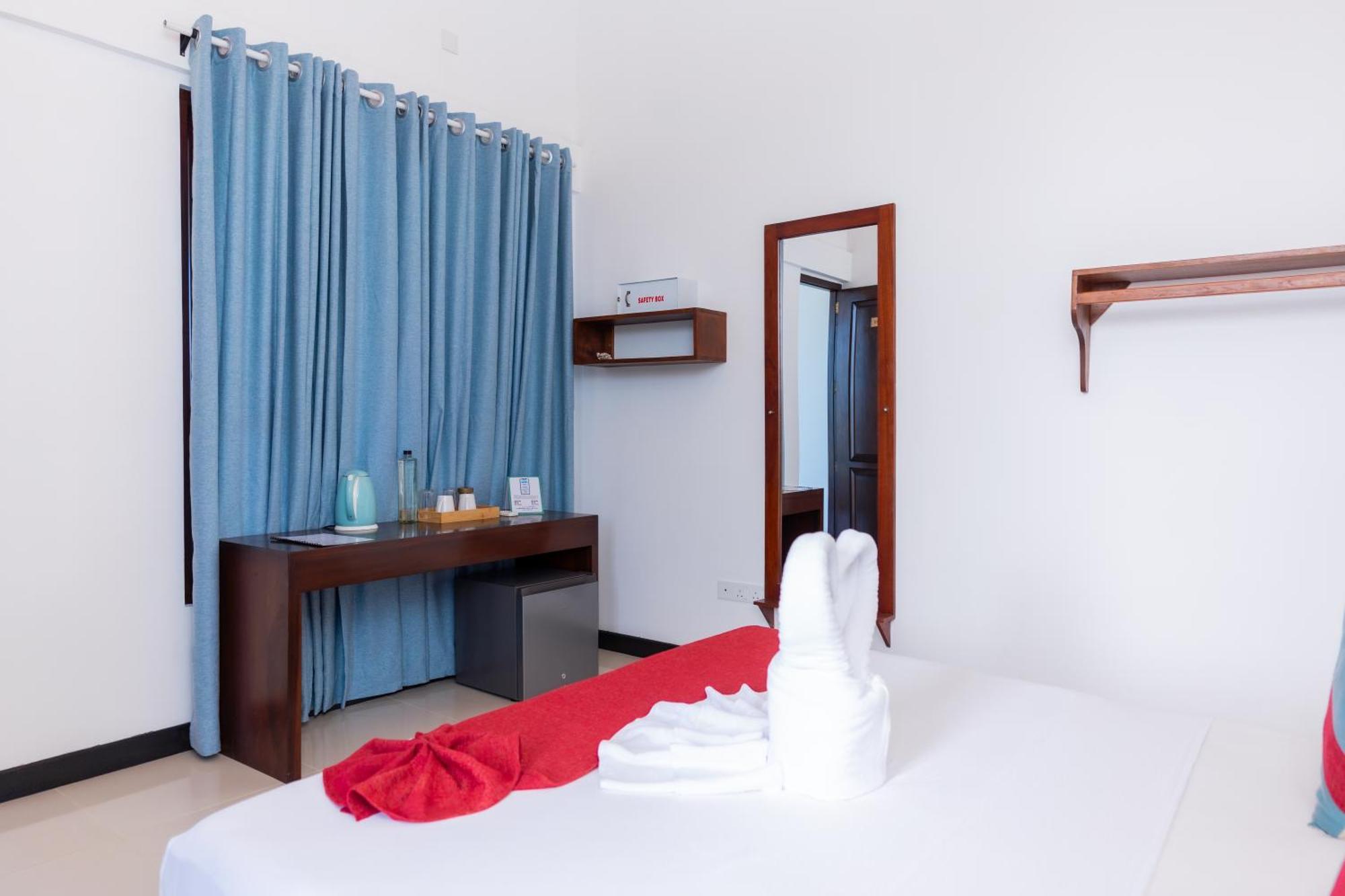 Sea Cloud Hotel Unawatuna Eksteriør billede